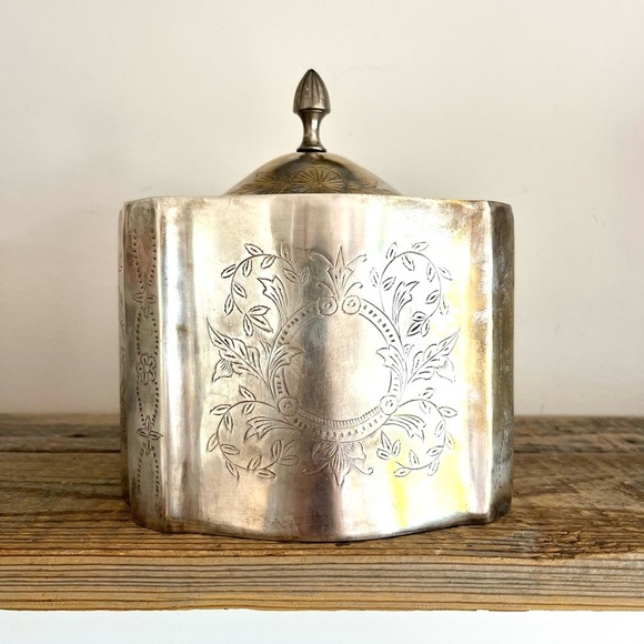 Silver Engraved Tea Caddy - Picture 1 of 8